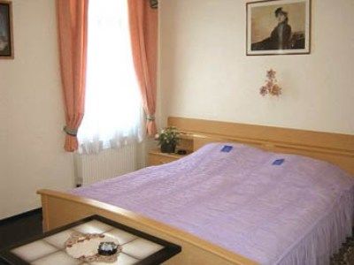 Hotel Garni Djaran Offenbach am Main Cameră foto